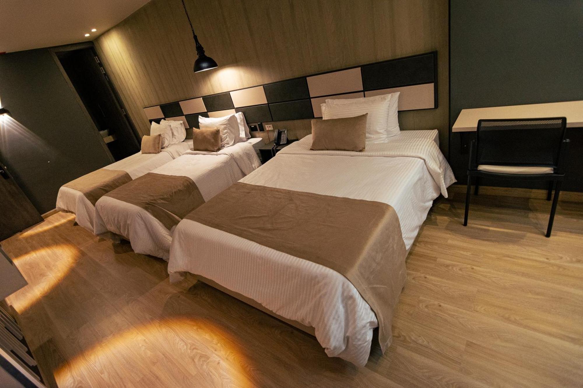 Balmoral Plaza Hotel Pereira Eksteriør bilde