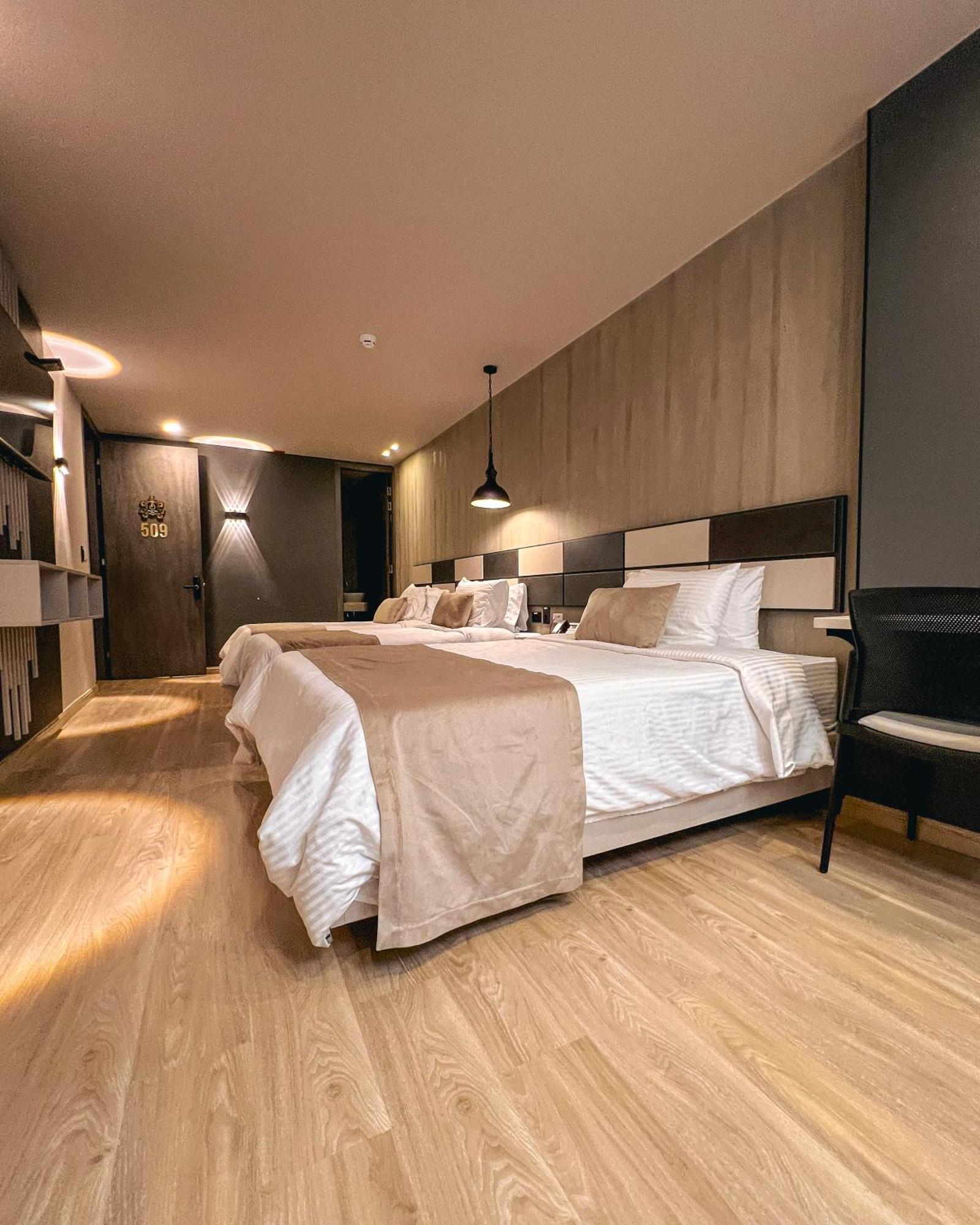 Balmoral Plaza Hotel Pereira Eksteriør bilde