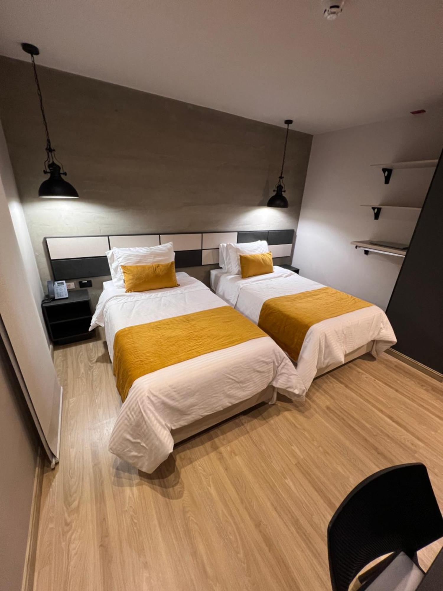 Balmoral Plaza Hotel Pereira Eksteriør bilde